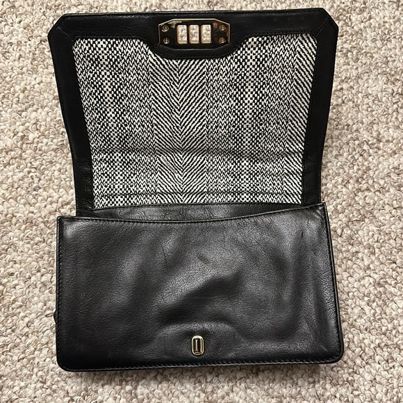 Rebecca Minkoff bag classic style - Picture 4 of 5